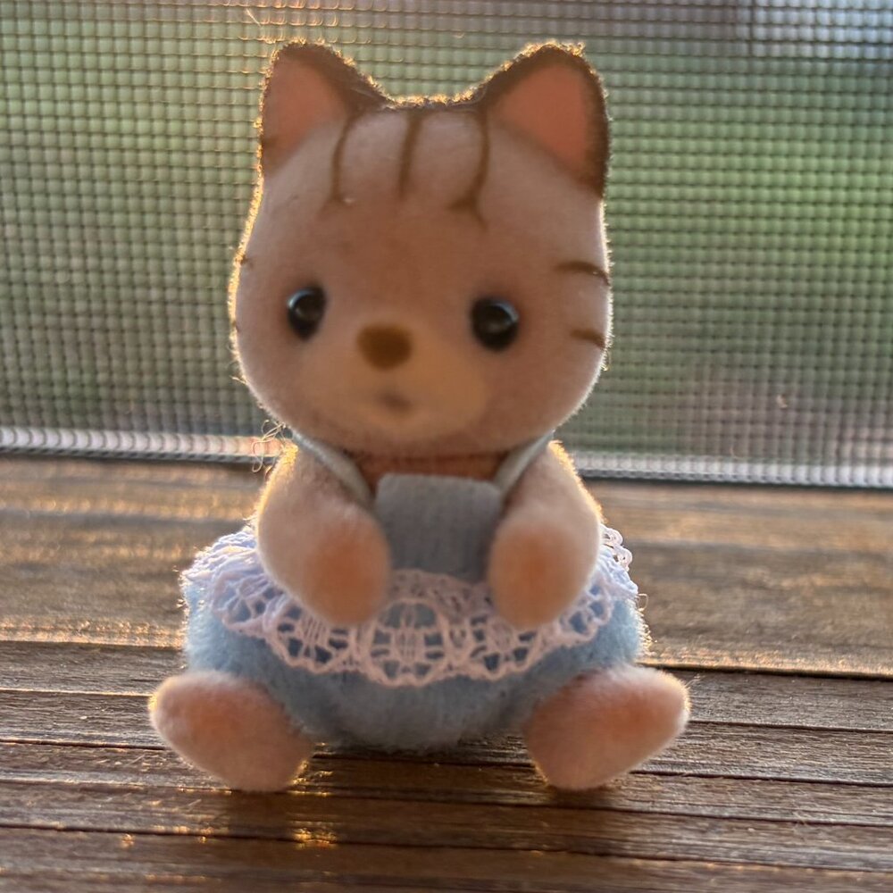 Calico Critters - Cat Baby with Blue Outfit [Like New]